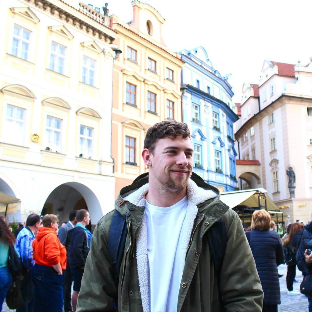 Meet your Posher, Ian